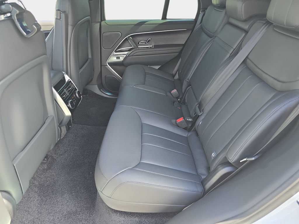 New 2026 Land Rover Range Rover SE AWD/4WD image 15
