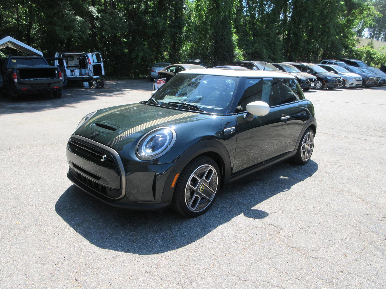 Used 2024 MINI Cooper SE w/ MINI Resolute Edition