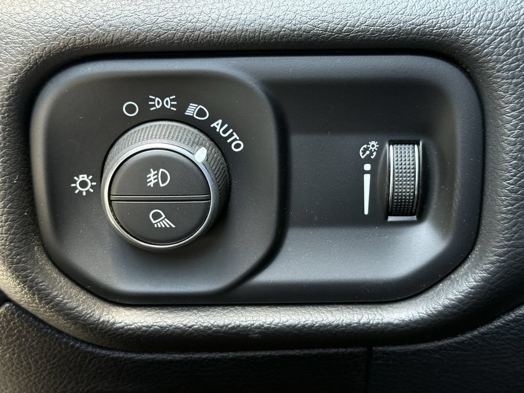 Used 2021 RAM 1500 Lone Star RWD image 20