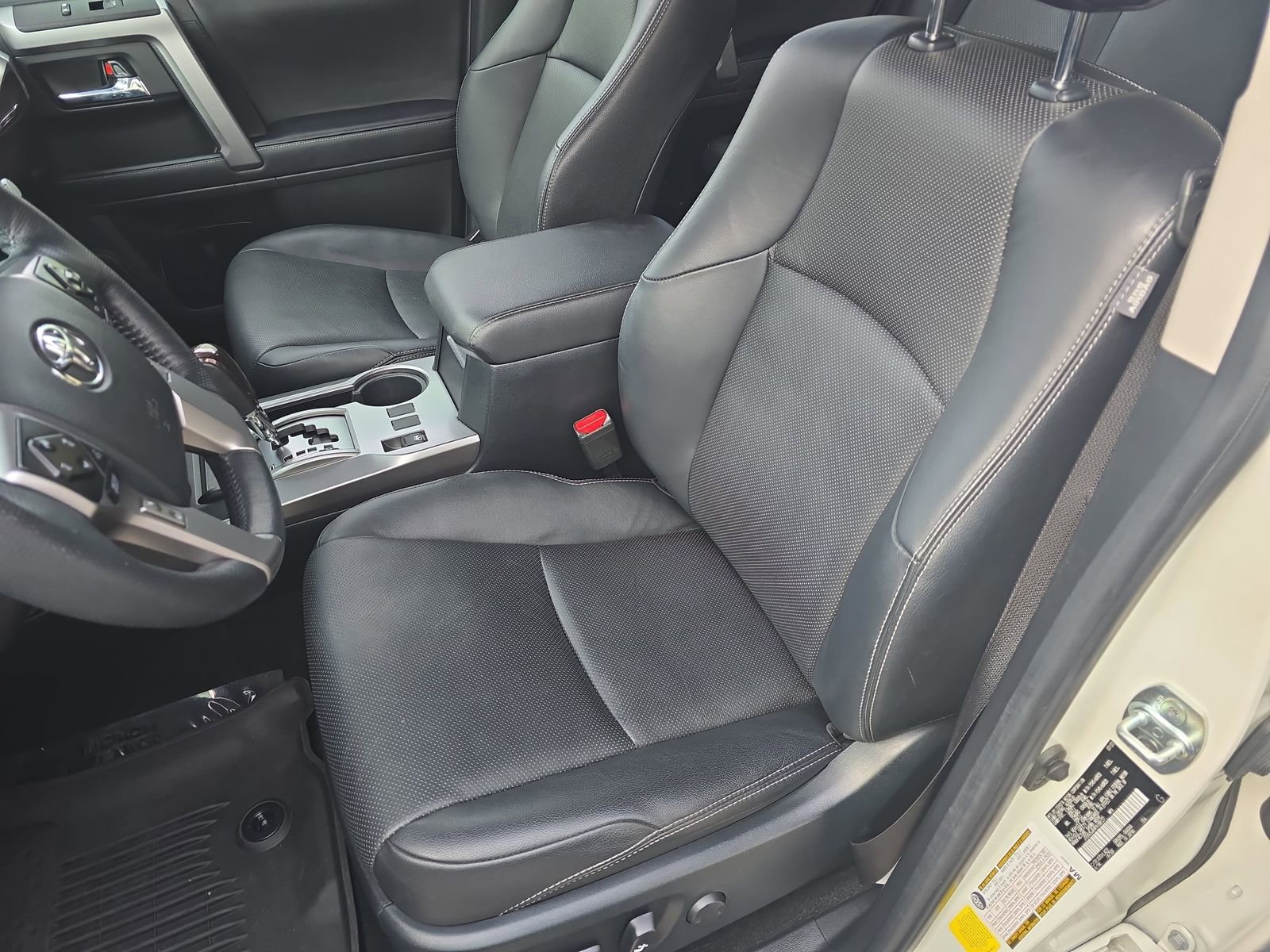 Used 2023 Toyota 4Runner Limited image 20