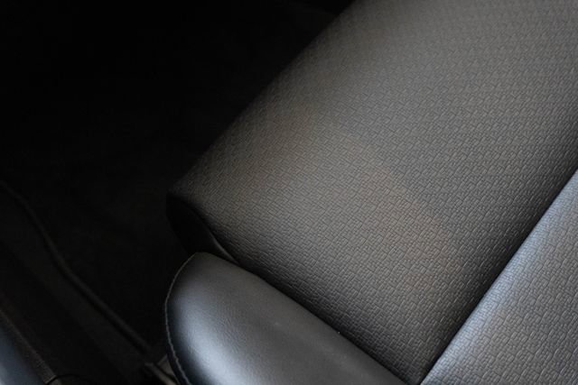 Used 2025 Nissan Rogue SV w/ SV Premium Package image 30