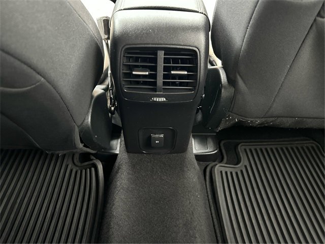 Certified 2020 Ford Escape SE image 22