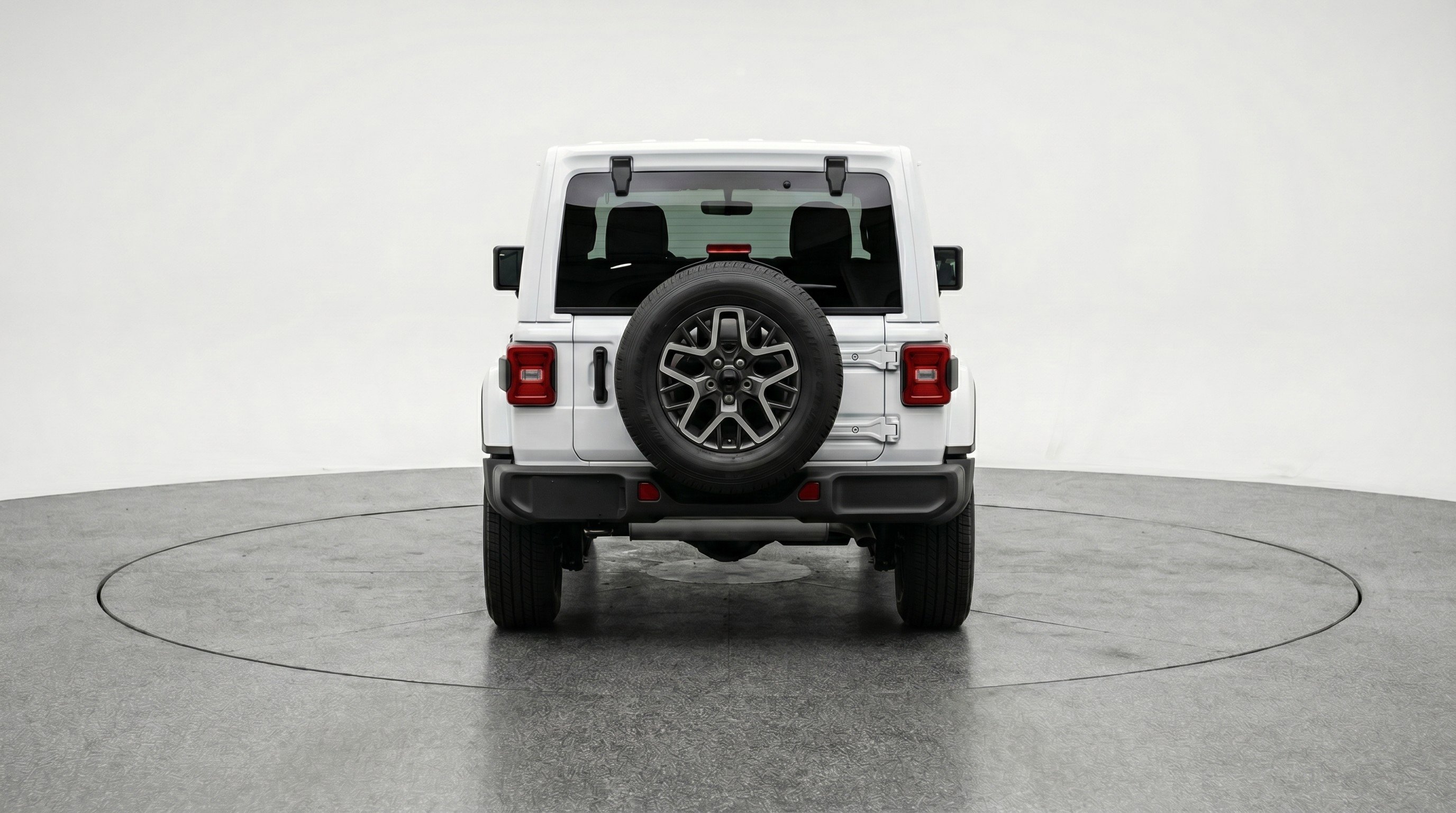 Used 2025 Jeep Wrangler Sahara image 7