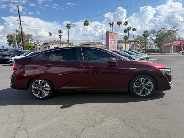 Used 2019 Honda Clarity Base 4dr Sedan image 2
