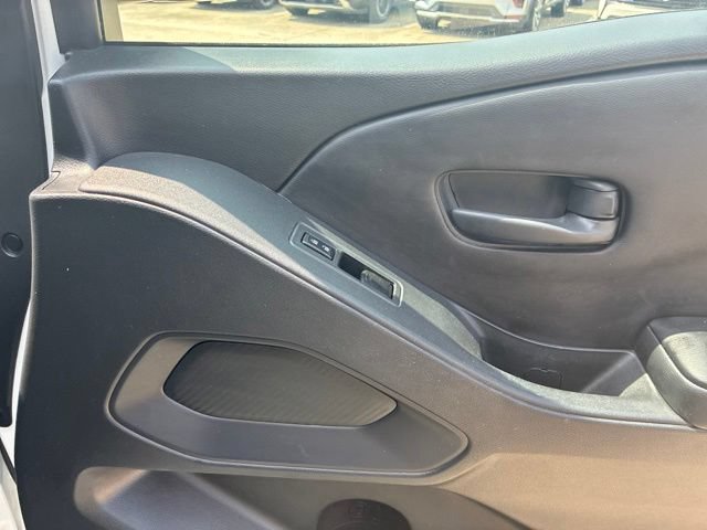 Used 2025 Nissan Frontier S RWD image 13