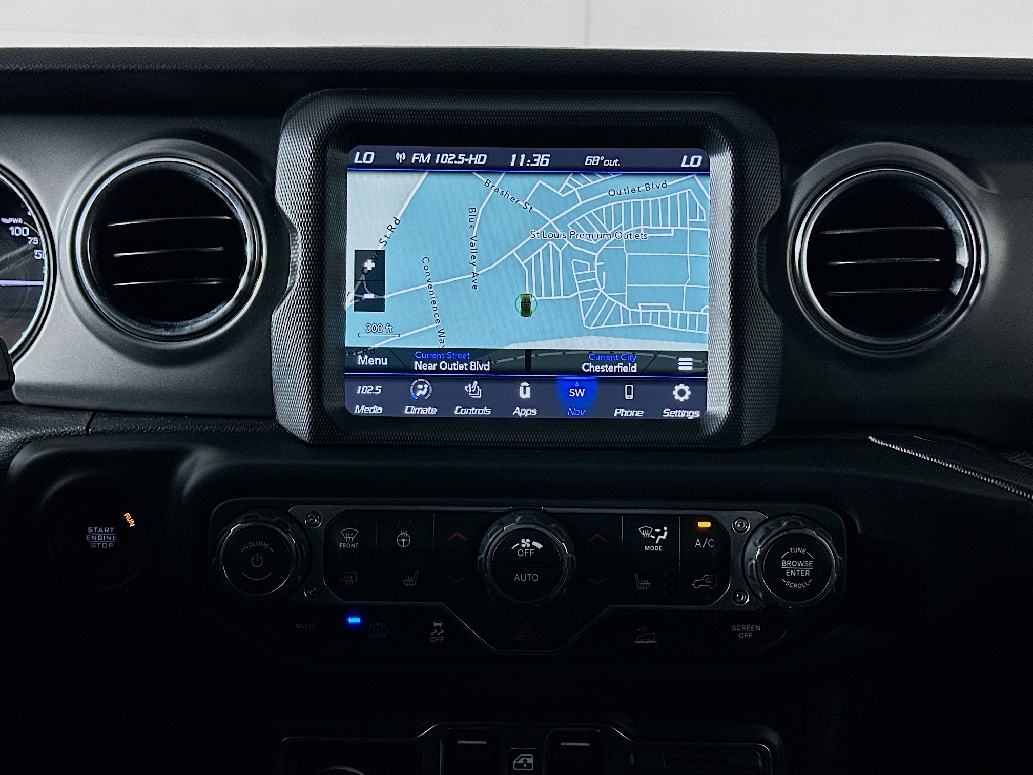 Used 2023 Jeep Wrangler Unlimited Rubicon 4xe w/ Cold Weather Group image 21