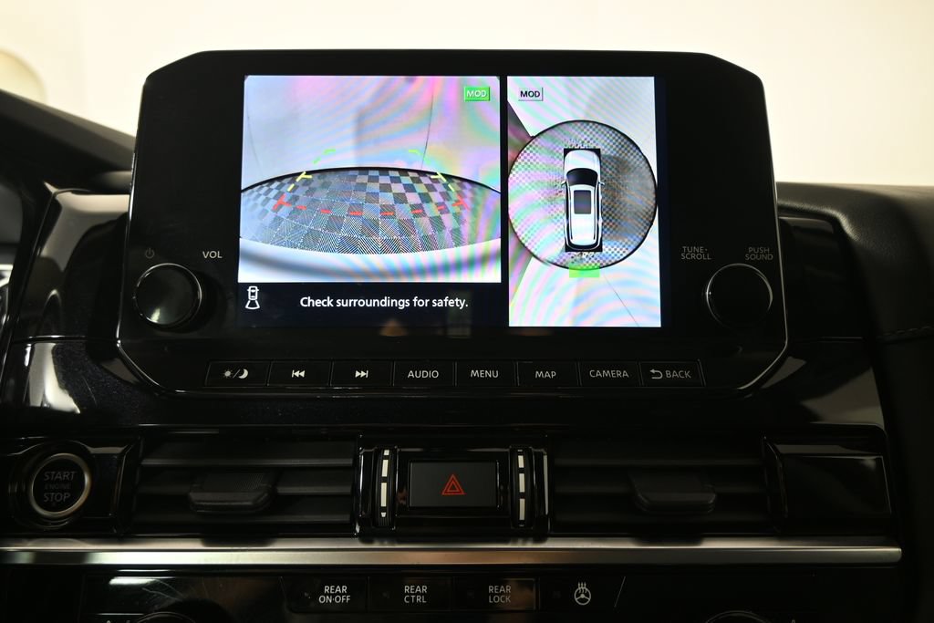 Used 2023 Nissan Pathfinder SL AWD/4WD image 32