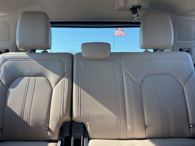 Used 2024 Ford Expedition Limited image 34