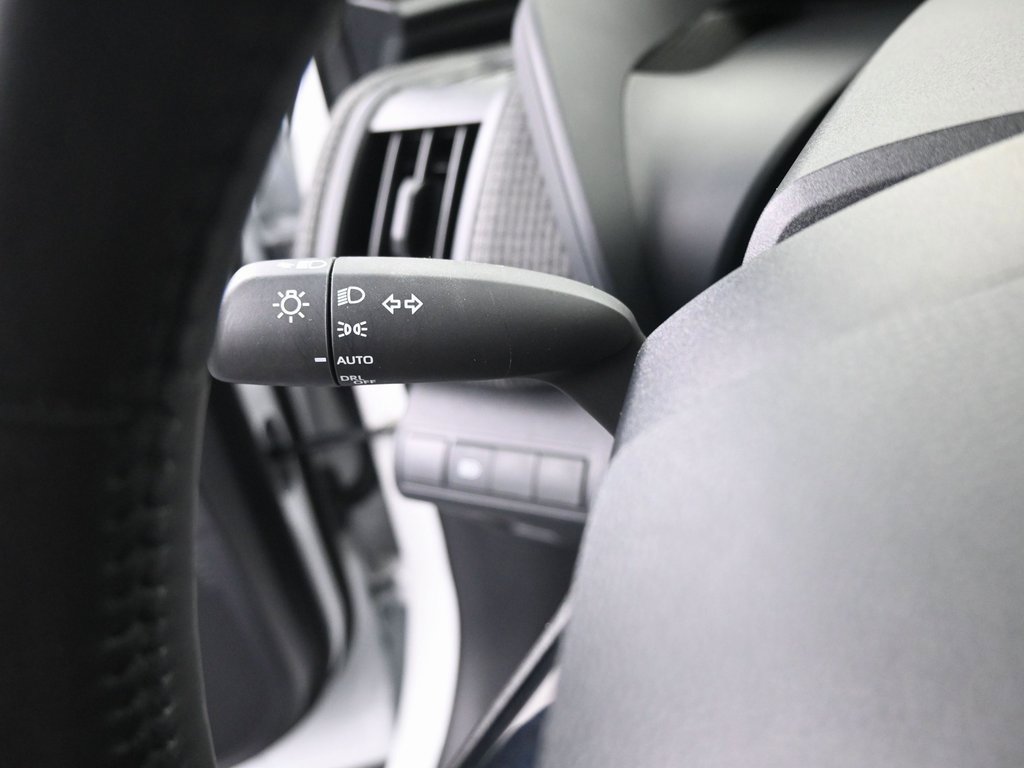 Used 2023 Toyota bZ4X XLE image 18