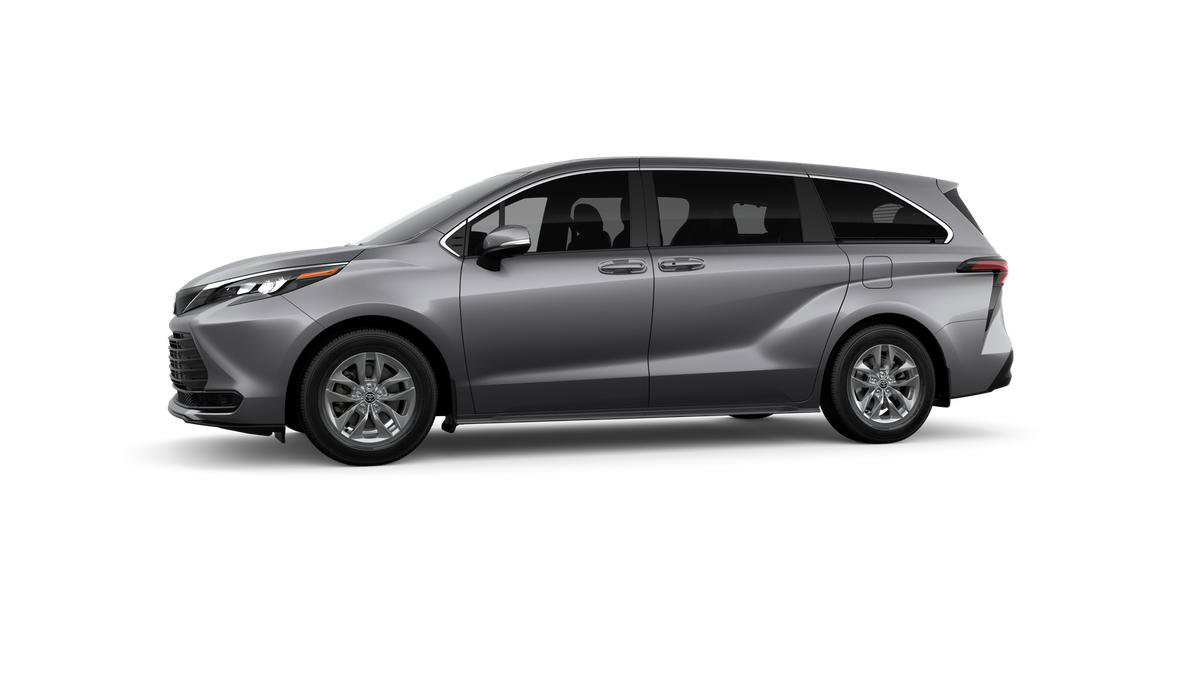 New 2026 Toyota Sienna LE FWD image 5