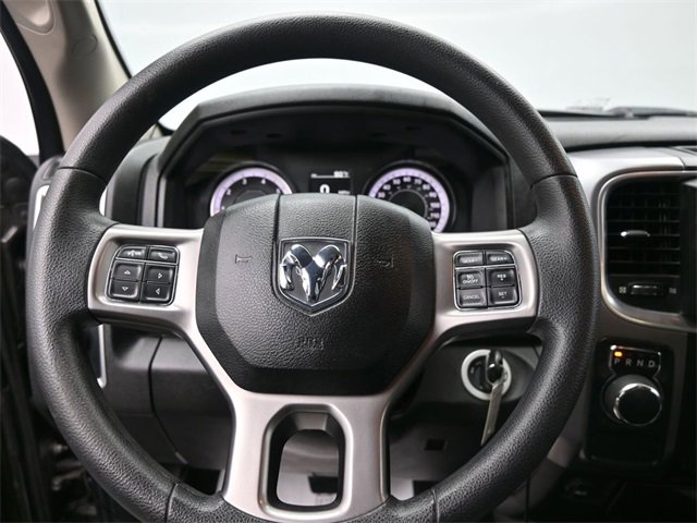 Used 2022 RAM 1500 Classic SLT image 32