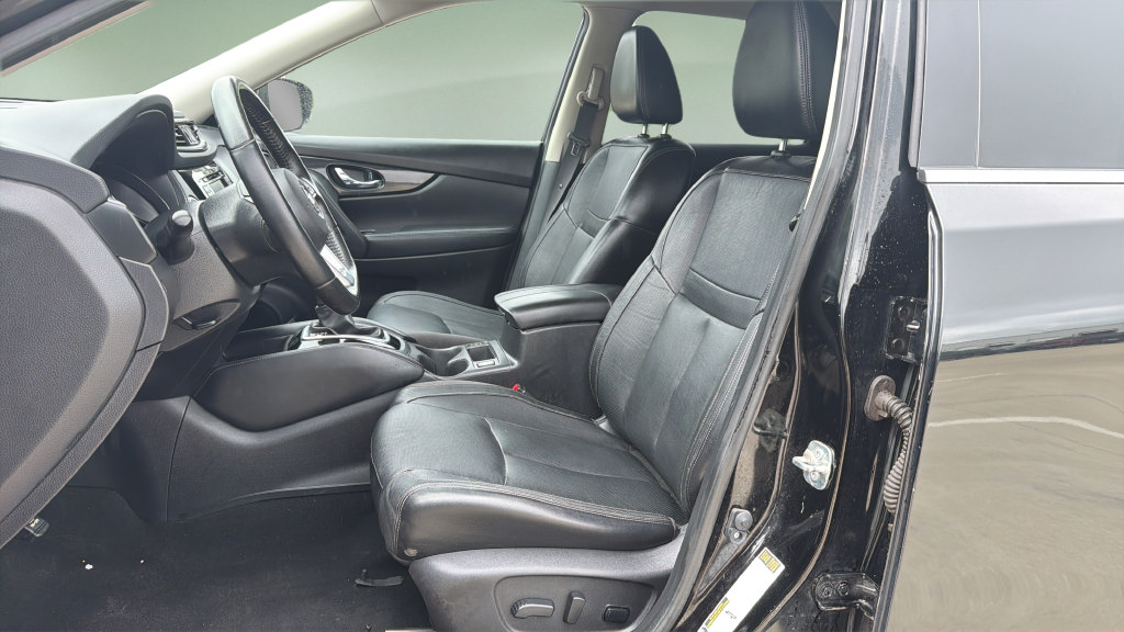 Used 2018 Nissan Rogue SL AWD/4WD image 19