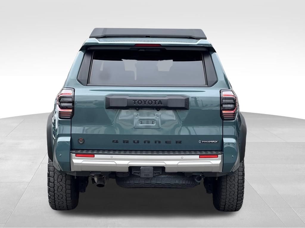 Certified 2025 Toyota 4Runner TRD Off-Road AWD/4WD image 4