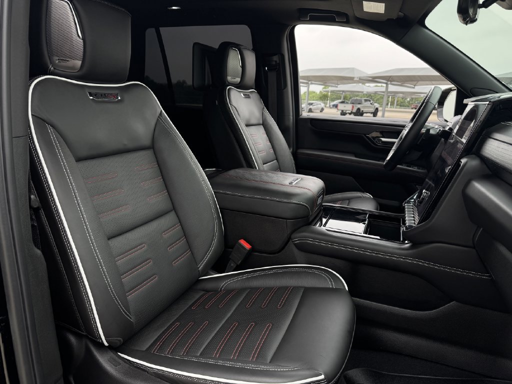 Used 2026 GMC Yukon AT4 Ultimate AWD/4WD image 27