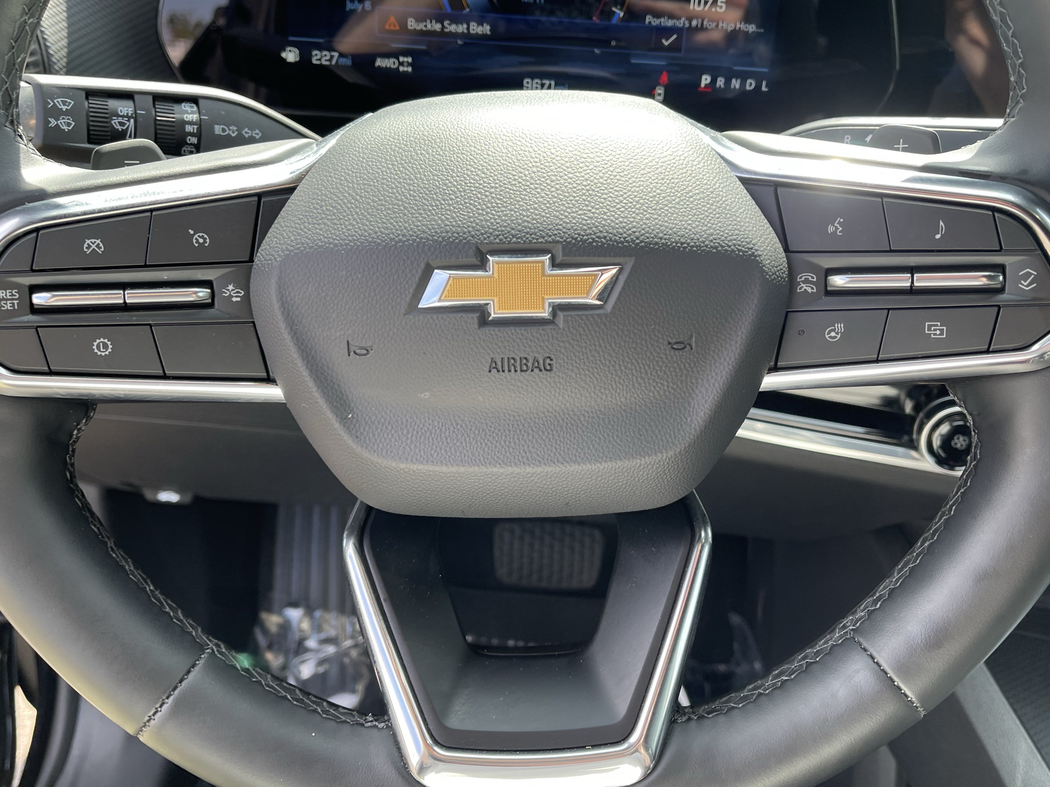 Used 2026 Chevrolet Equinox LT AWD/4WD image 19
