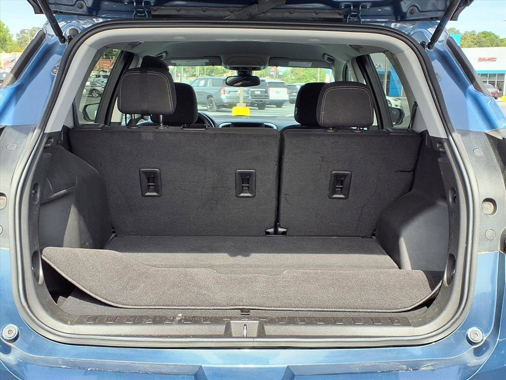 Used 2024 GMC Terrain SLE w/ Driver Convenience Package image 23