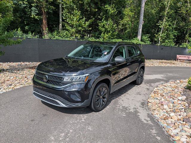 Certified 2023 Volkswagen Taos S FWD image 1