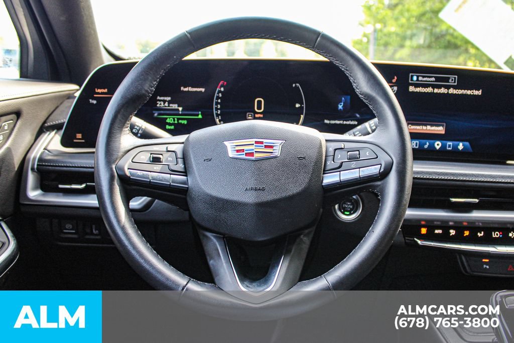 Used 2025 Cadillac XT4 Premium Luxury FWD image 23