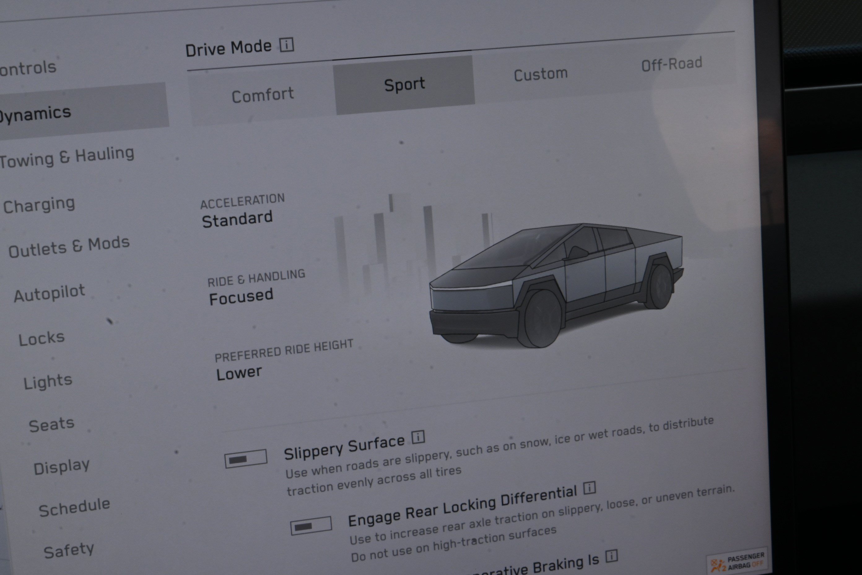Used 2025 Tesla Cybertruck AWD Crew Cab image 25