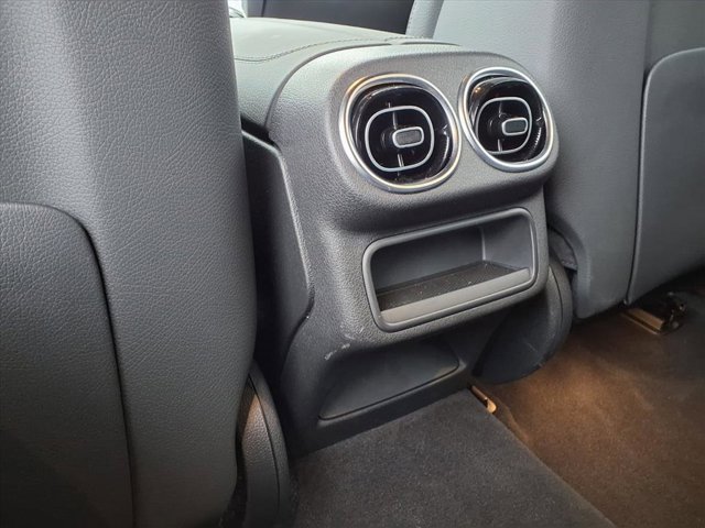 Used 2025 Mercedes-Benz GLC 300 image 20