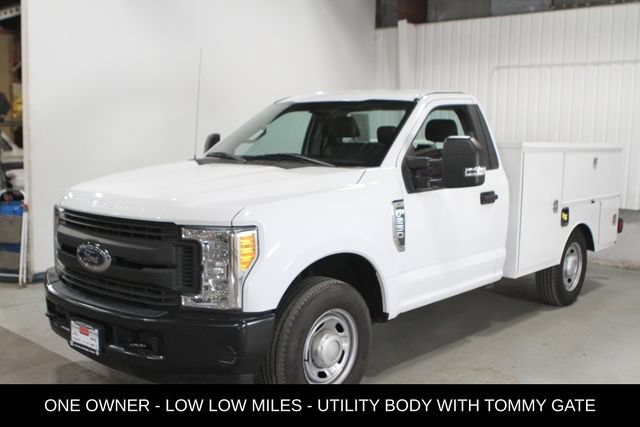 Used 2017 Ford F250 XL w/ Power Equipment Group RWD image 9