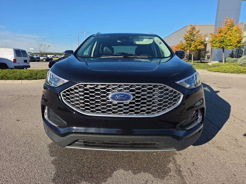 Used 2023 Ford Edge SEL w/ Convenience Package image 2