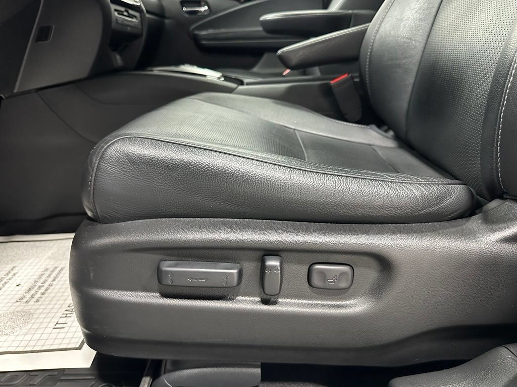 Used 2019 Honda Pilot Elite image 11
