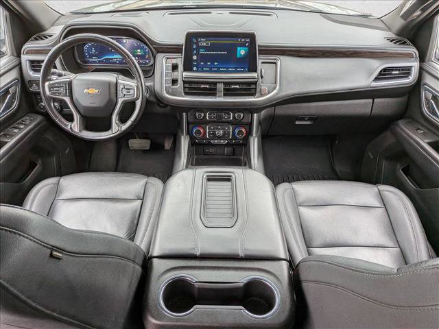 Used 2022 Chevrolet Suburban LT AWD/4WD image 19