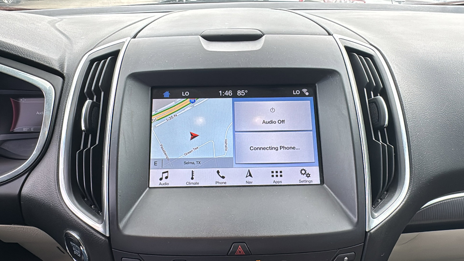 Used 2019 Ford Edge Titanium w/ Equipment Group 301A FWD image 18