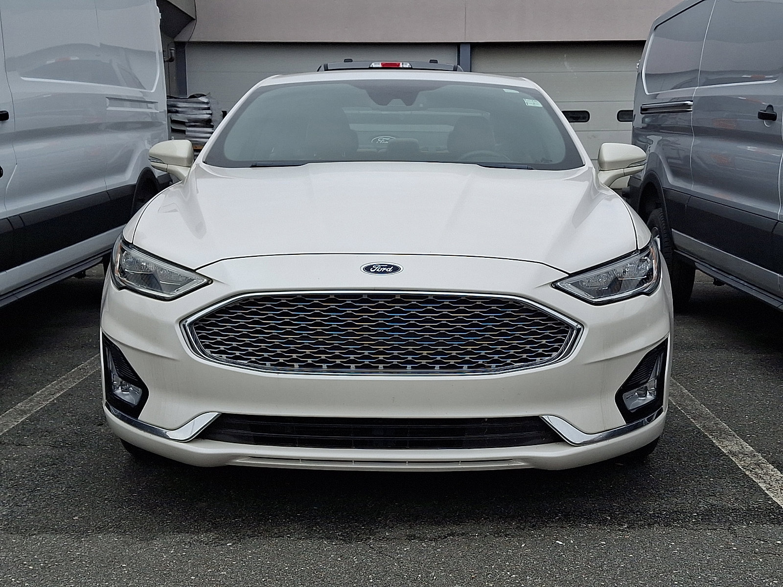 Used 2019 Ford Fusion Energi Titanium image 2