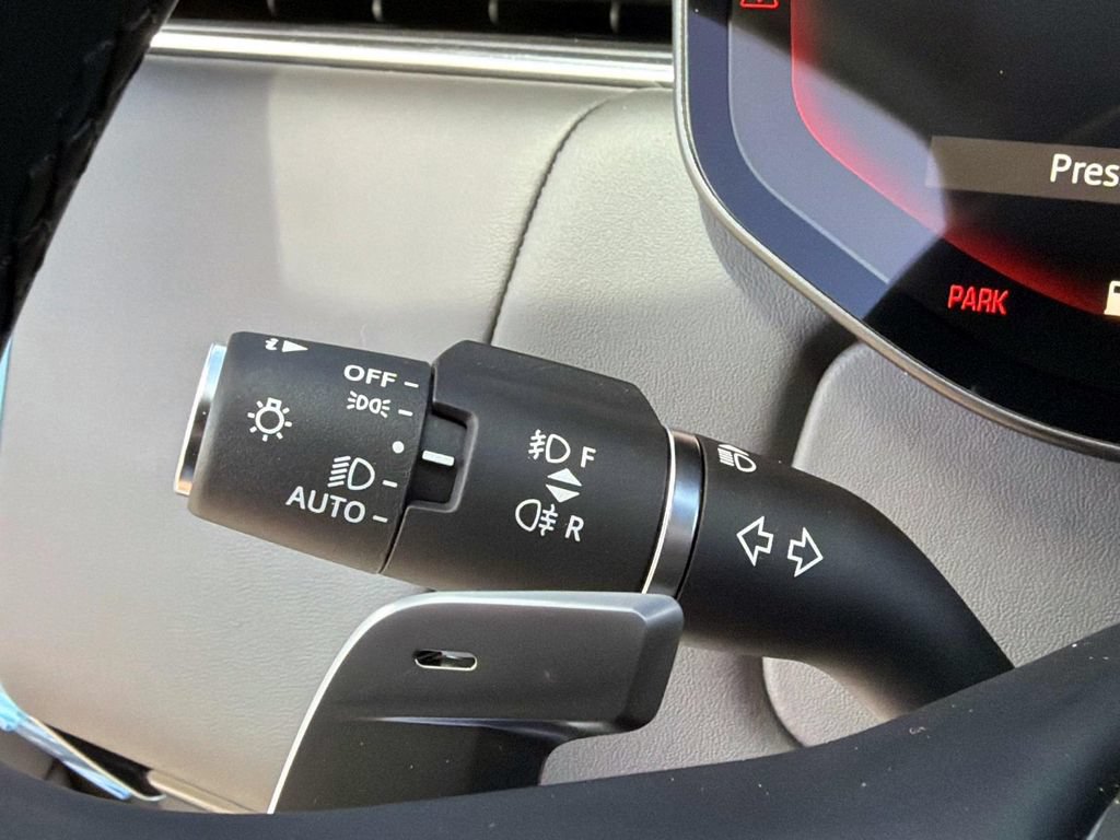 New 2026 Land Rover Range Rover SE AWD/4WD image 32