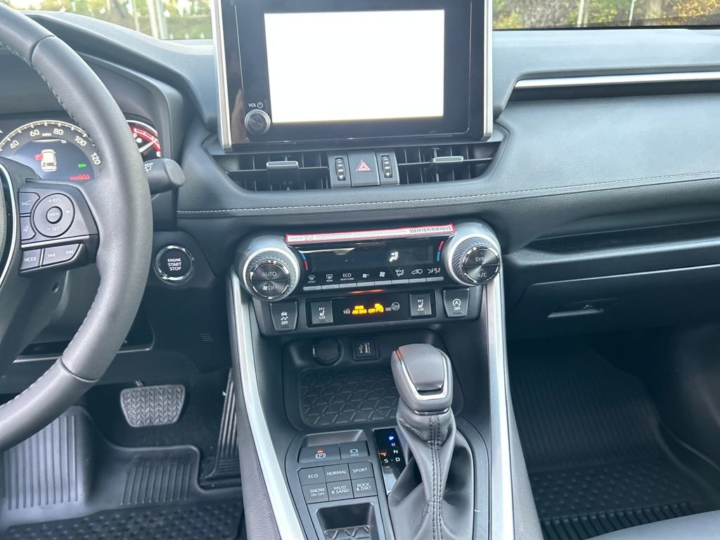 New 2025 Toyota RAV4 XLE Premium image 17