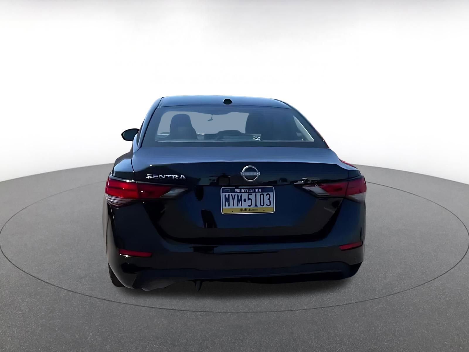 Used 2025 Nissan Sentra SV FWD image 12