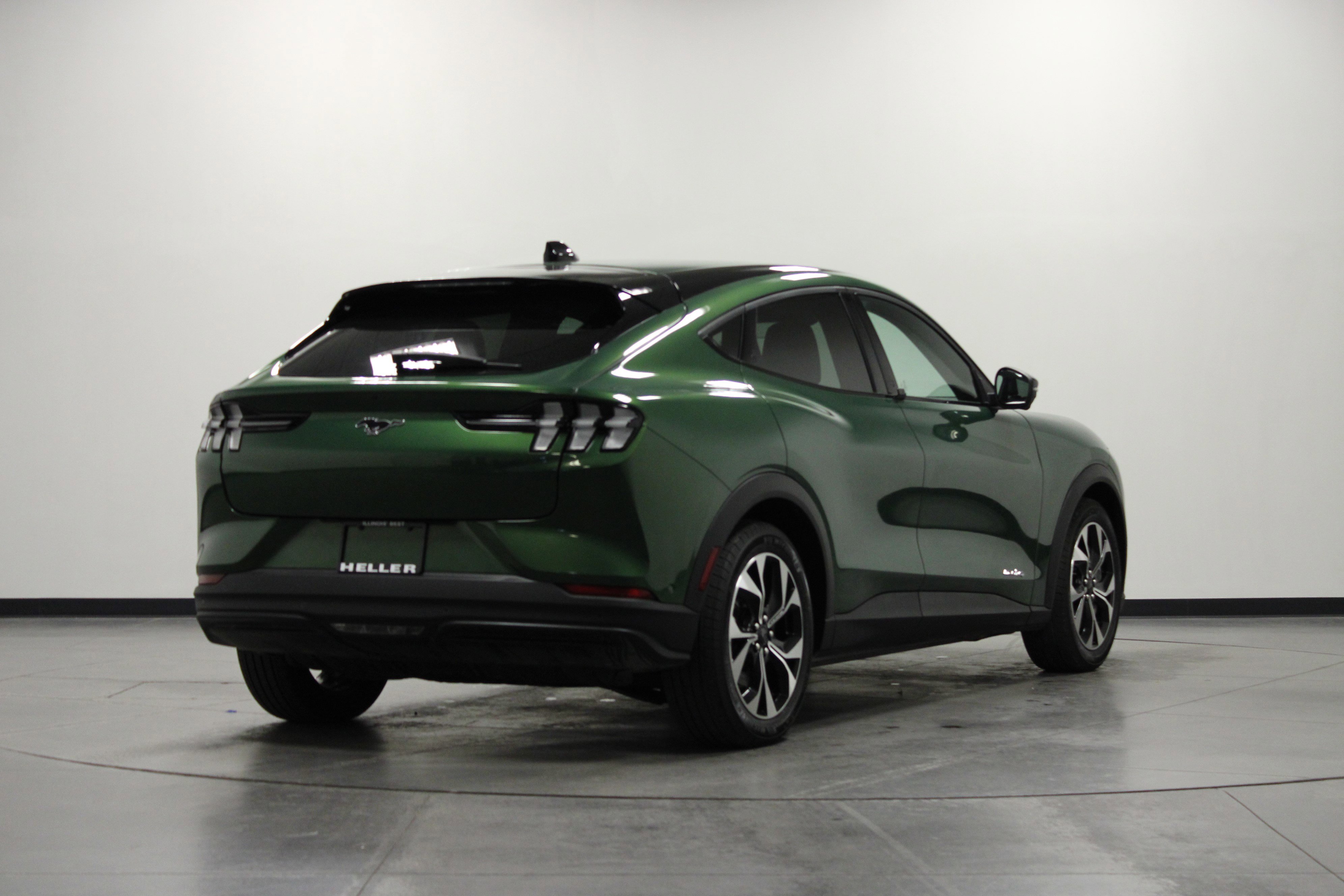 Used 2024 Ford Mustang Mach-E Select w/ Comfort Package Lite image 4