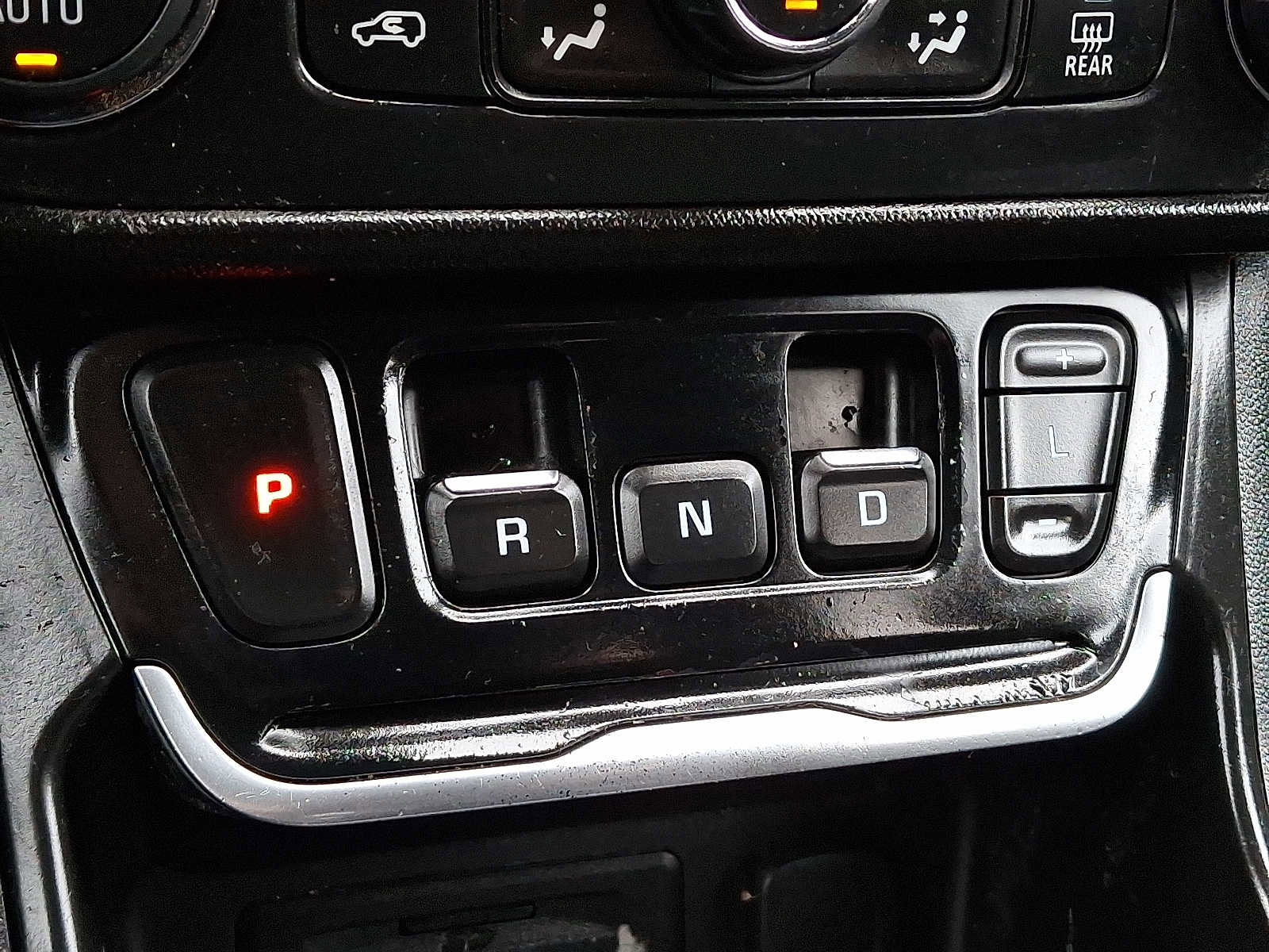 Used 2019 GMC Terrain SLE w/ Driver Convenience Package AWD/4WD image 14