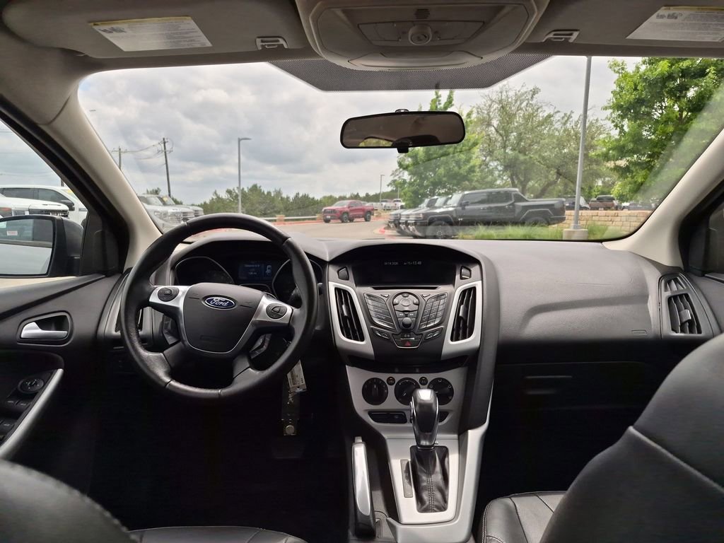 Used 2013 Ford Focus SE FWD image 28