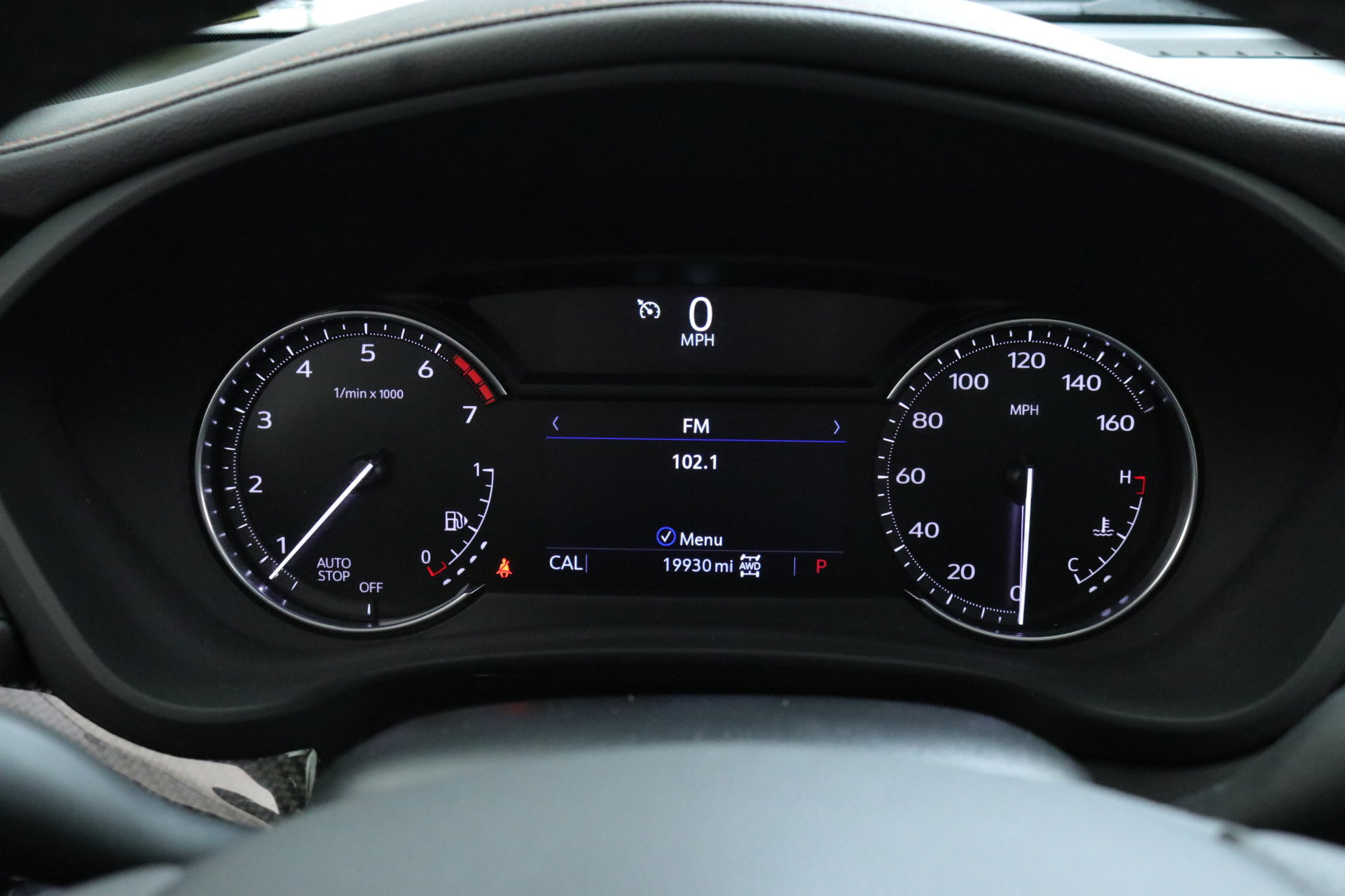 Used 2022 Cadillac XT4 Sport w/ Cold Weather Package image 17