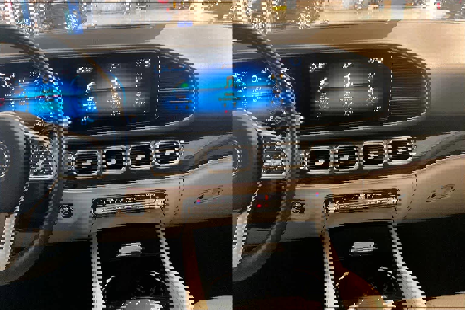 Used 2020 Mercedes-Benz GLE 350 4MATIC image 6