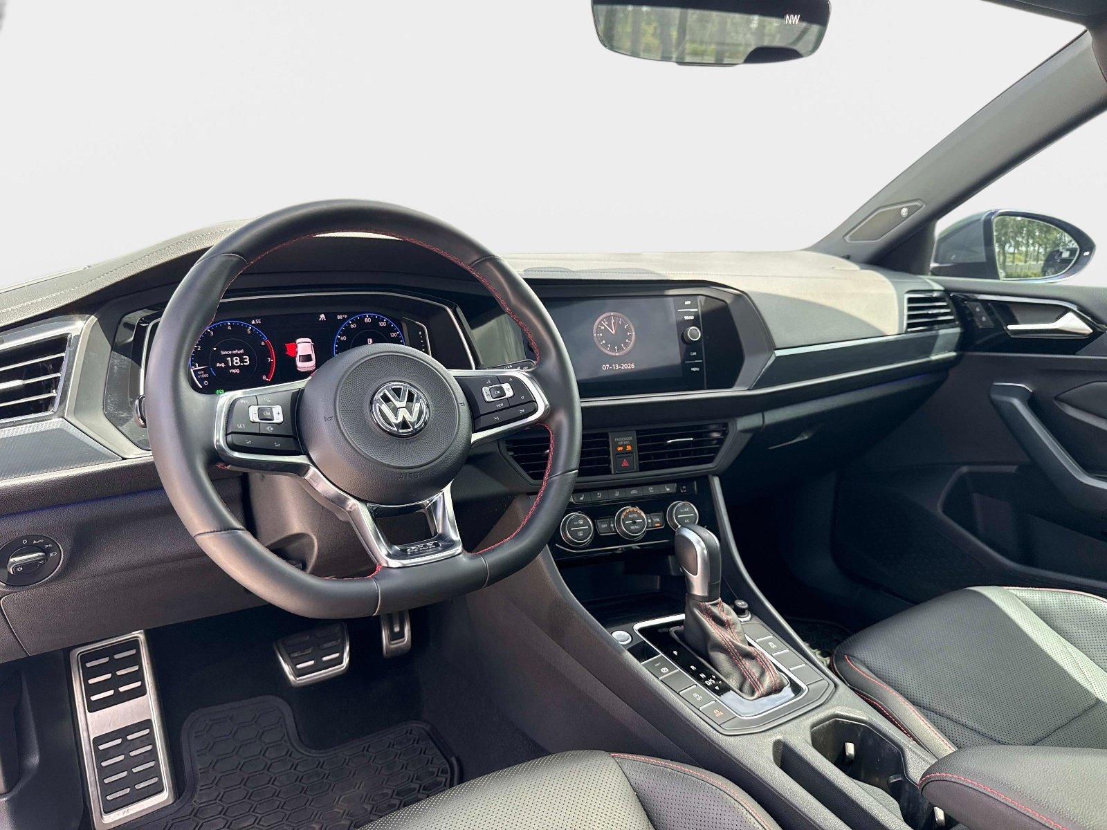 Used 2019 Volkswagen Jetta R-Line FWD image 14