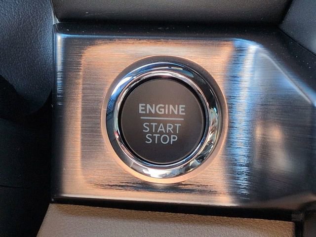 New 2025 Ford F250 Lariat w/ Lariat Ultimate Package image 32