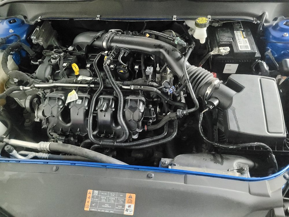 Used 2020 Ford Fusion SE image 30