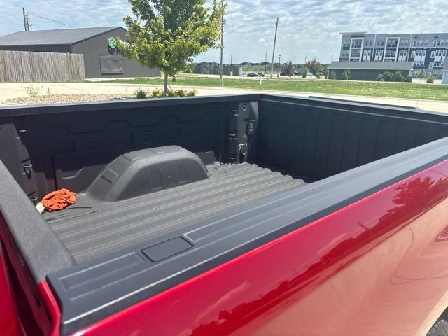 Used 2025 Chevrolet Silverado 1500 High Country AWD/4WD image 26