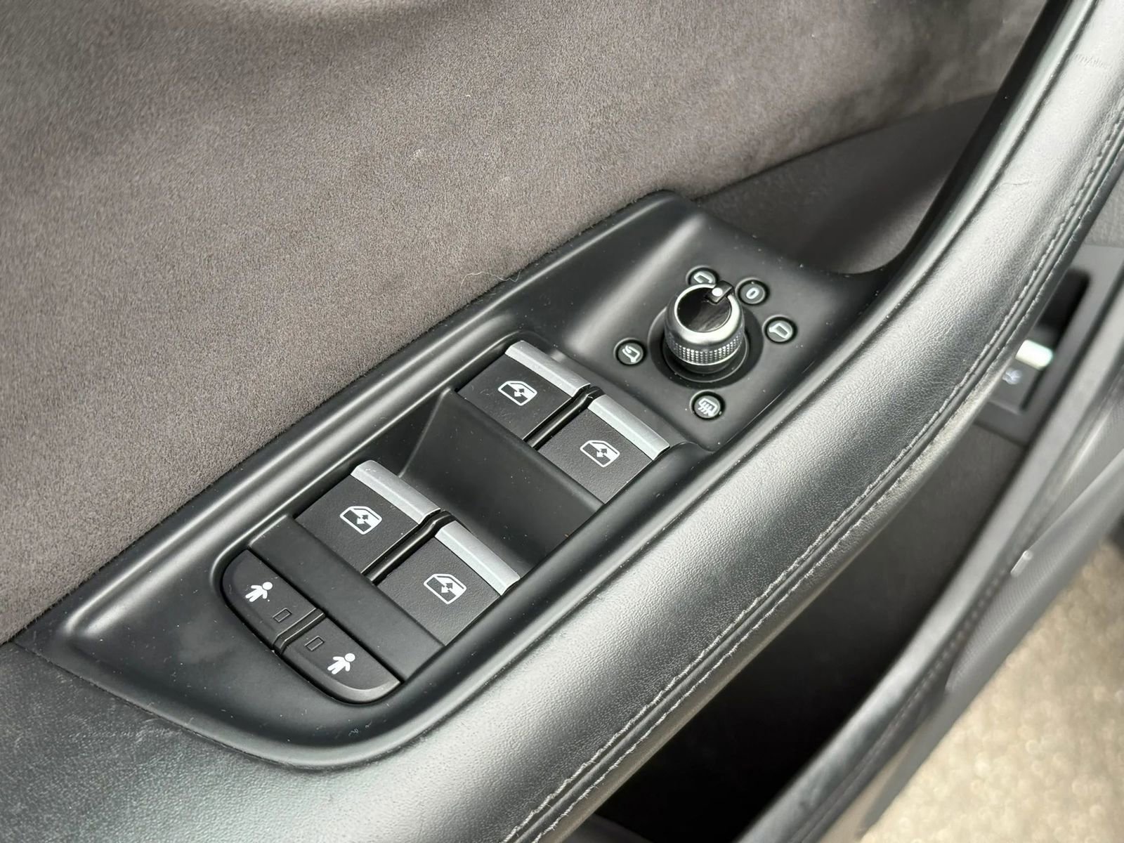 Used 2018 Audi Q7 3.0T Prestige w/ Prestige Package image 22