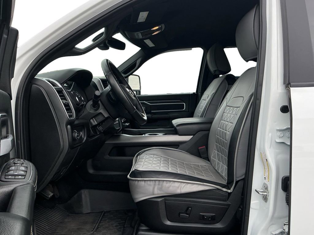 Used 2024 RAM 2500 Big Horn w/ Sport Appearance Package AWD/4WD image 14