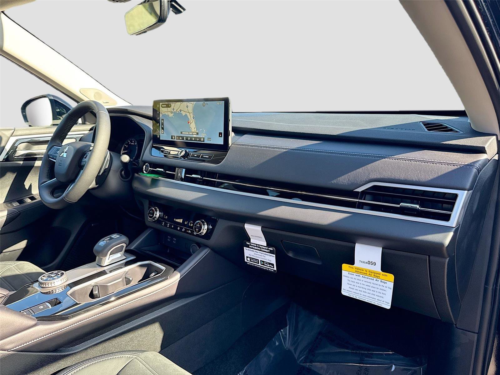 New 2025 Mitsubishi Outlander SE AWD/4WD image 29