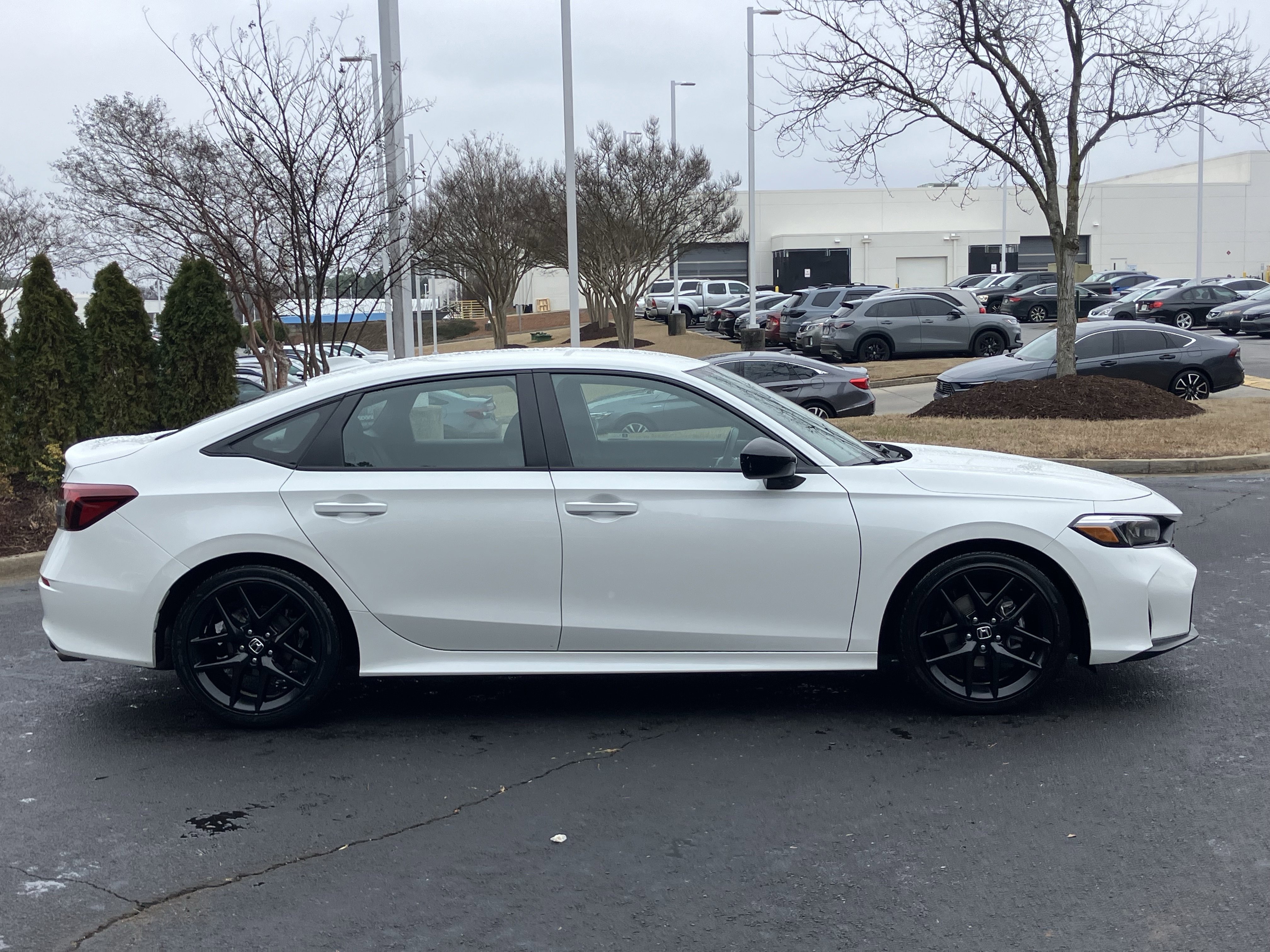 Used 2025 Honda Civic Sport image 11