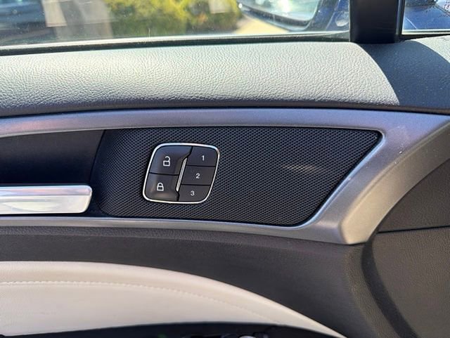 Used 2015 Ford Fusion Titanium FWD image 9