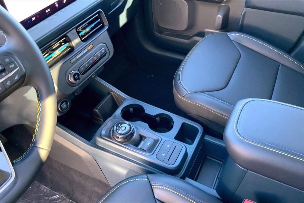 New 2026 Ford Maverick Lobo AWD/4WD image 8