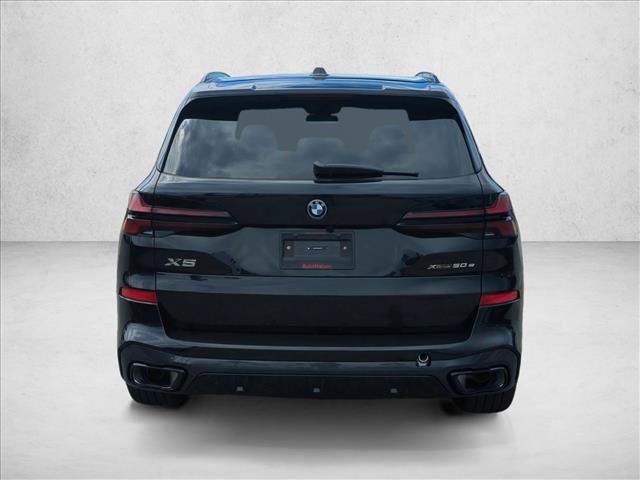 New 2026 BMW X5 xDrive50e w/ M Sport Package AWD/4WD image 8