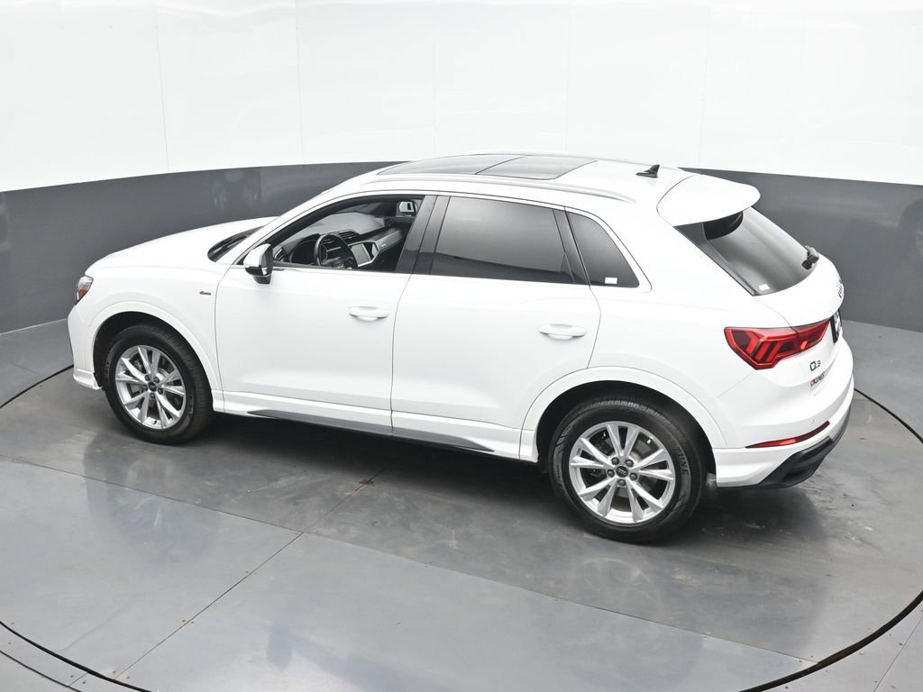 Used 2023 Audi Q3 2.0T Premium image 41